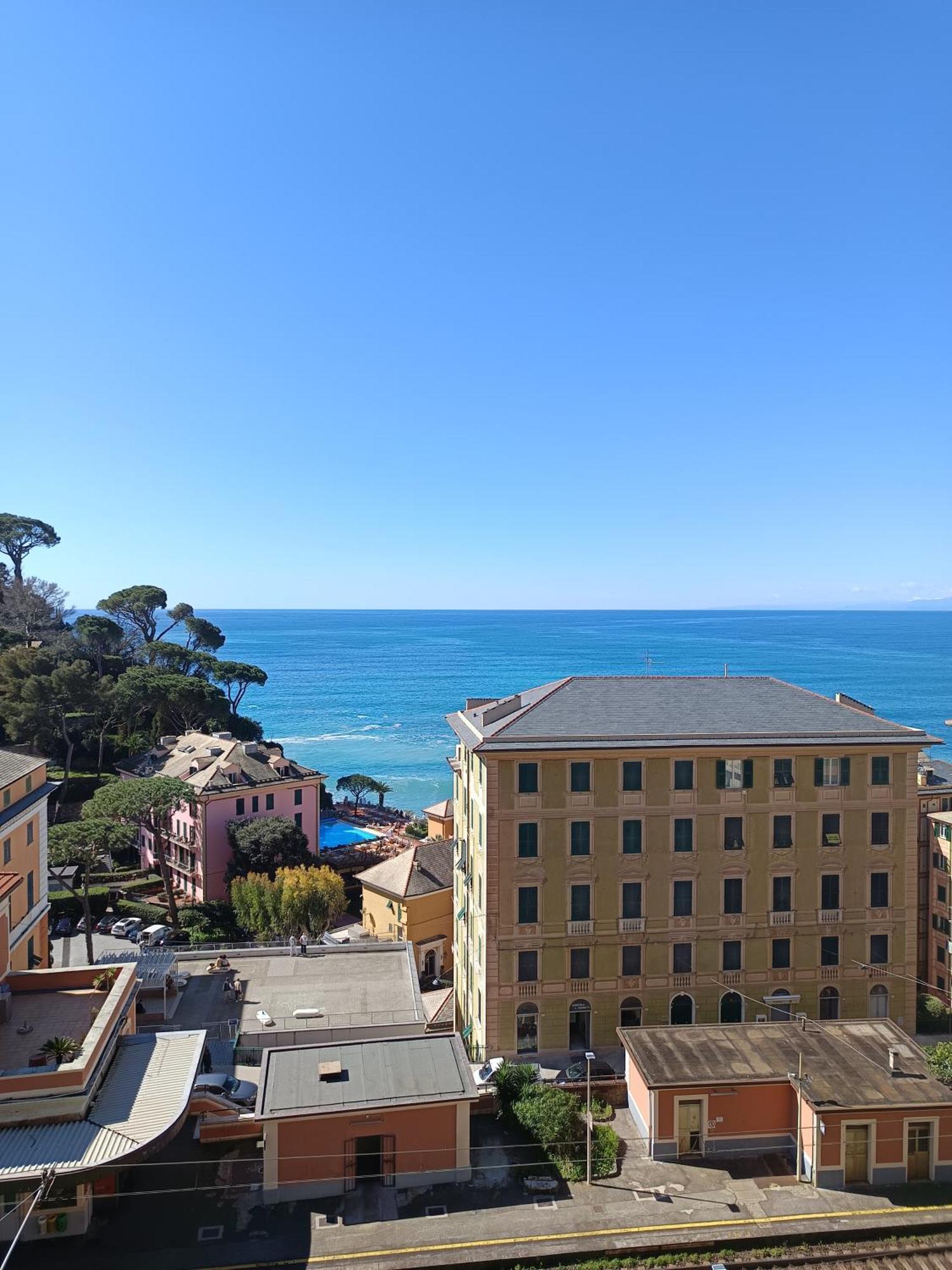 Affittacamere Columbus Camogli Exteriör bild